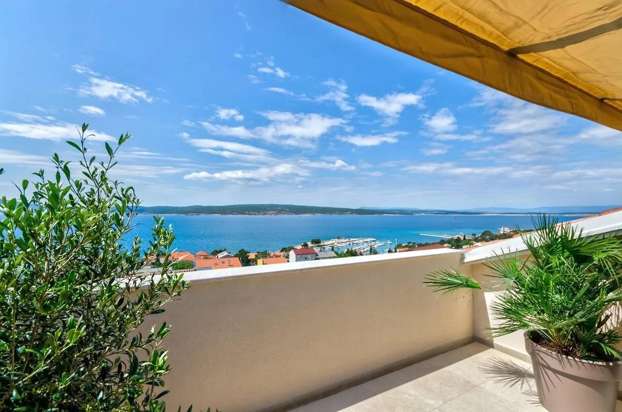 Apartments In Crikvenica 14226 0*,