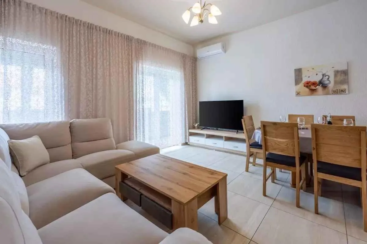 Apartments In Crikvenica 14226 Croatia