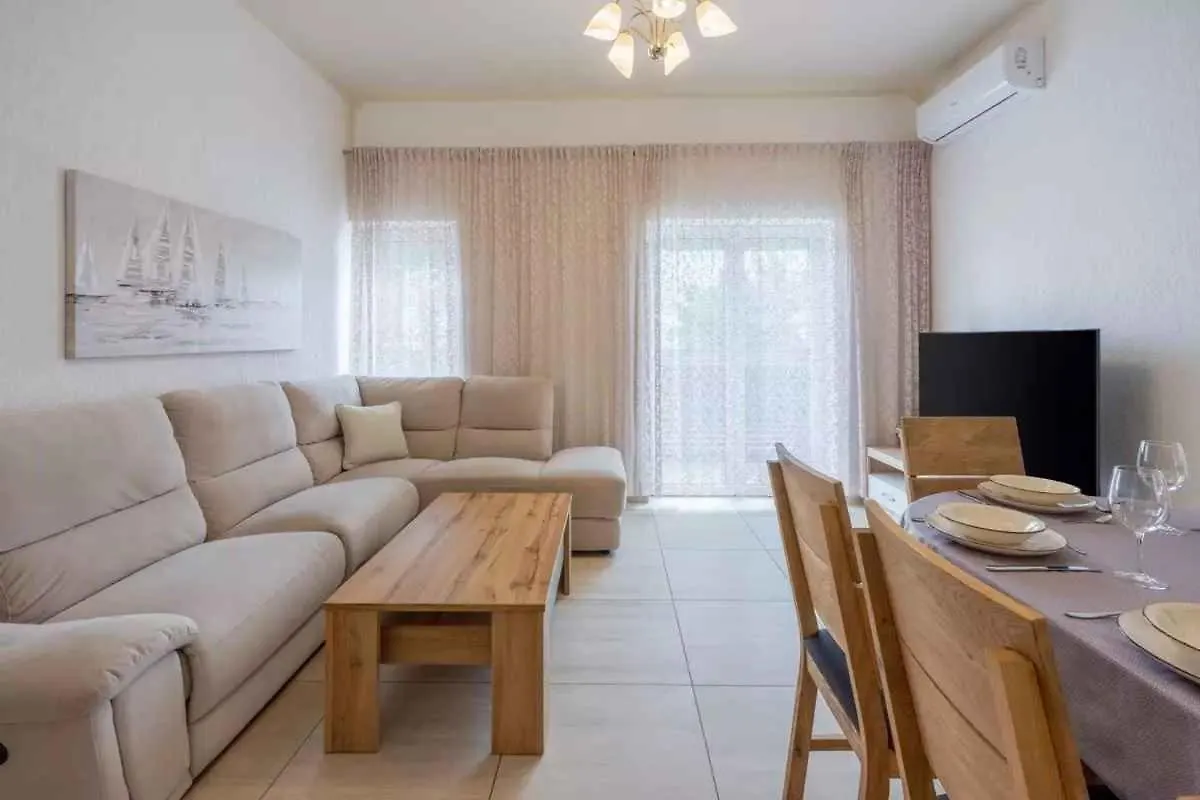 Apartments In Crikvenica 14226 Croatia