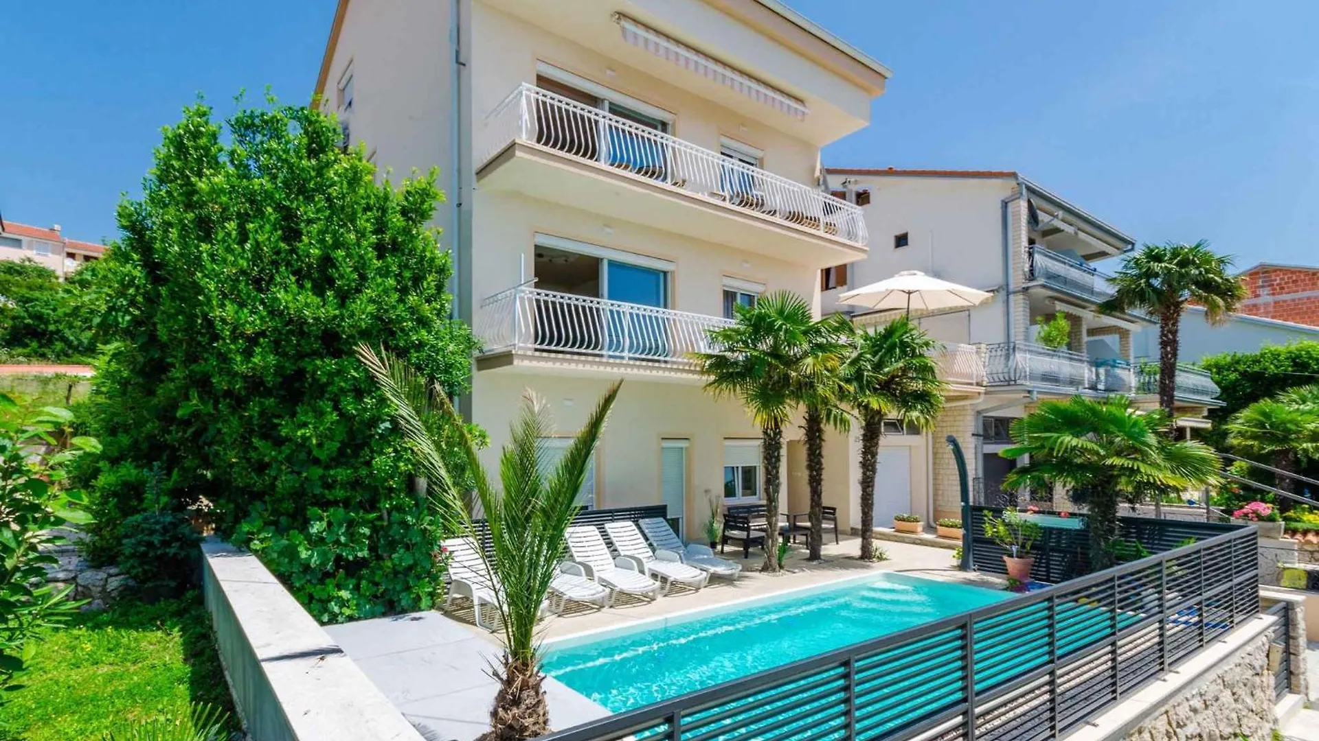 Apartments In Crikvenica 14226