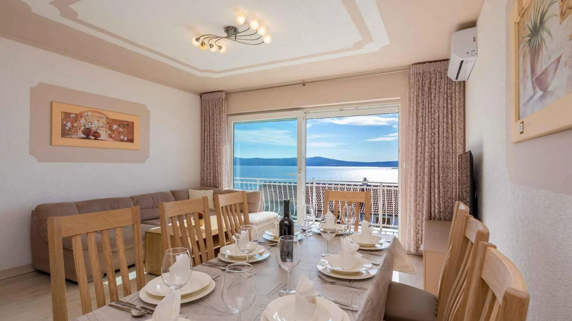 Apartments In Crikvenica 14226