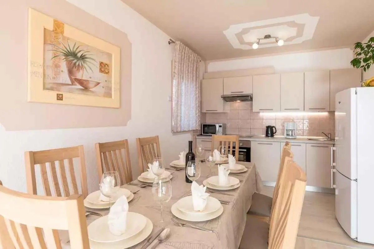 Apartments In Crikvenica 14226