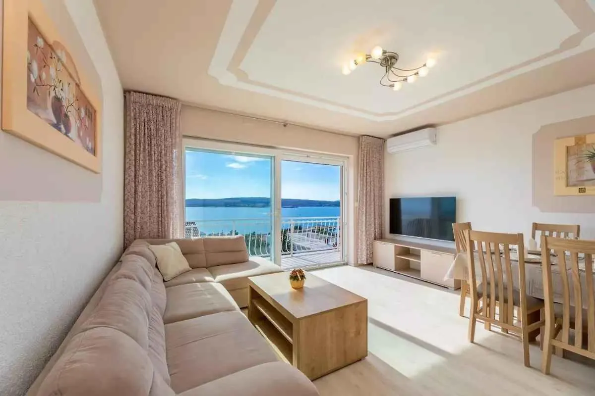 Apartments In Crikvenica 14226 Croatia